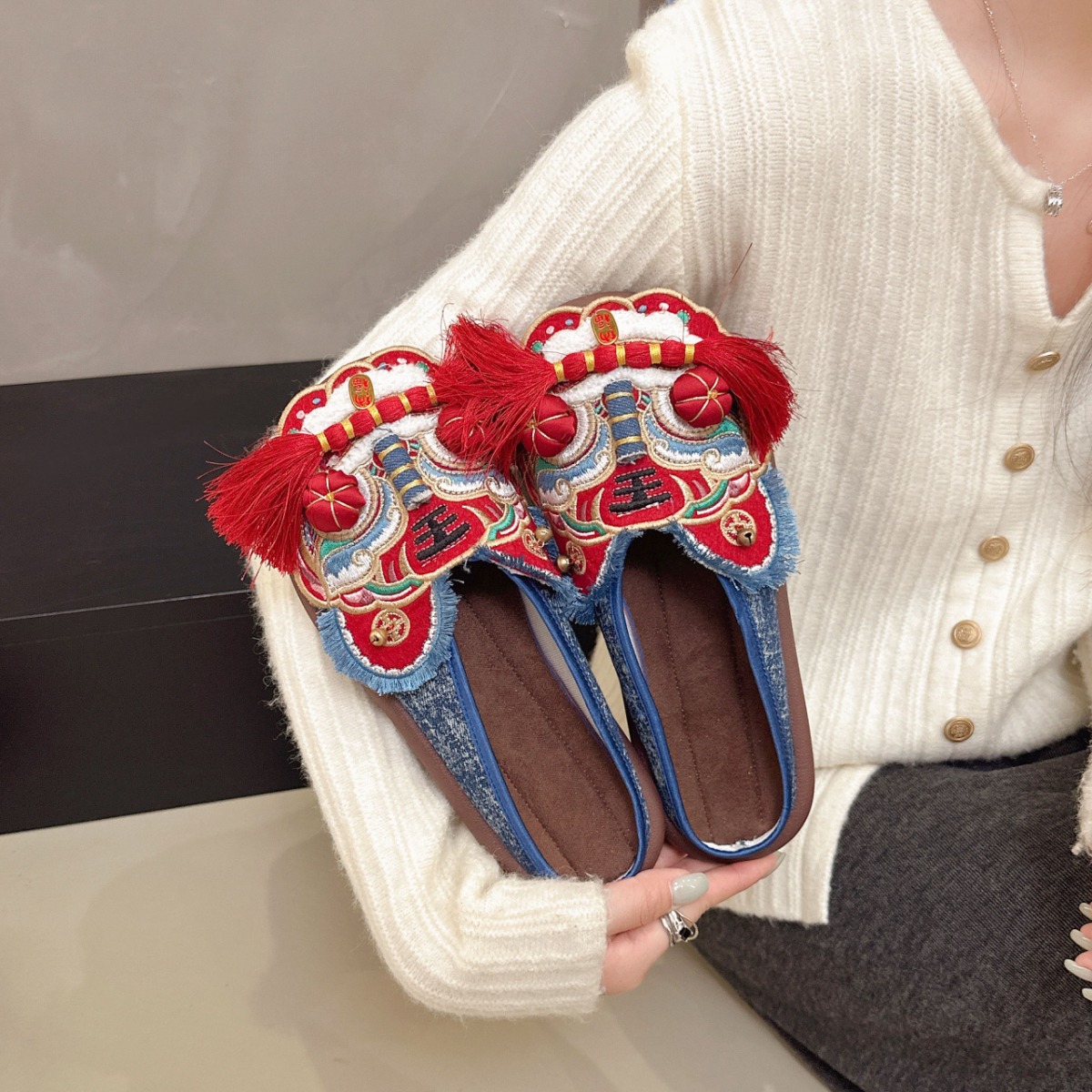 Chaussons d'intérieur pour fem - Ethnic Fashion House avis et prix