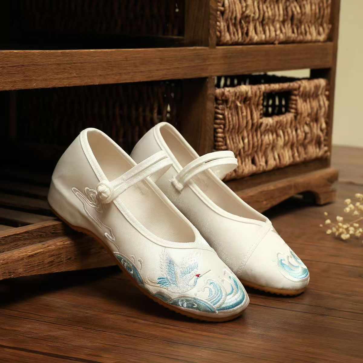 Chaussures plates en soie brod - Ethnic Fabric avis et prix